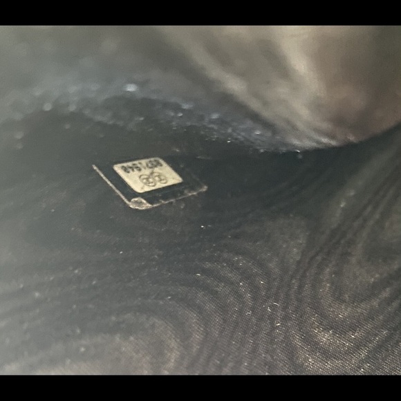 Chanel Cavair CC Timeless Wallet - Picture 8 of 8